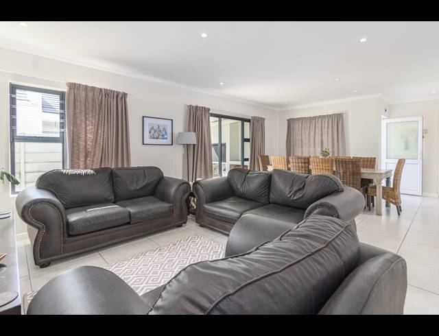 3 BEDROOM FREESTANDING SOLD IN SUNNINGDALE